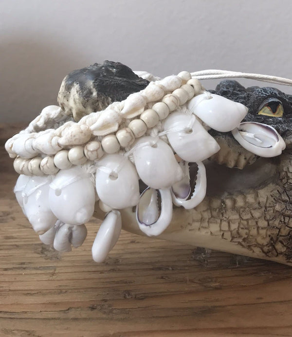 Brazalete Caracolas Blancas