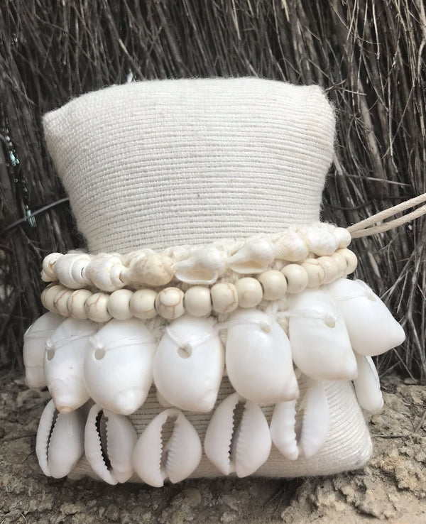 Brazalete Caracolas Blancas